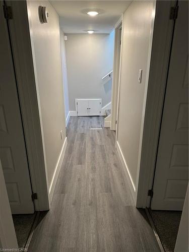 20 Oxford Street W, London, ON - Indoor Photo Showing Other Room