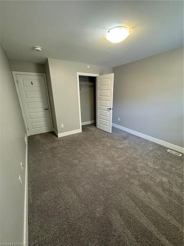 20 Oxford Street W, London, ON - Indoor Photo Showing Other Room