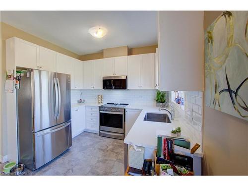 42 Jenkins Street, Grand Valley, ON - Indoor Photo Showing Kitchen
