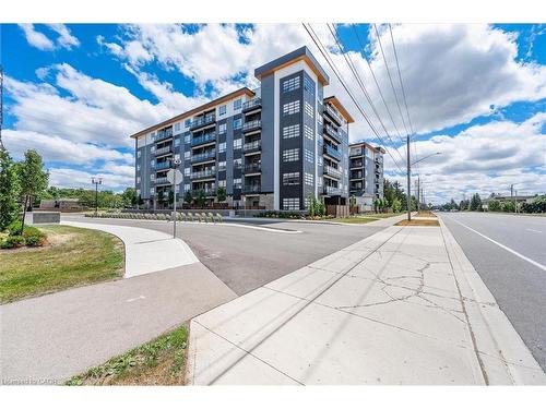 516-251 Northfield Drive E, Waterloo, ON - Outdoor With Balcony