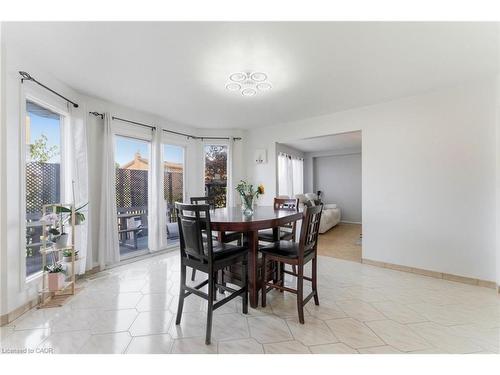 2 Morningstar Court, Hamilton, ON - Indoor Photo Showing Dining Room