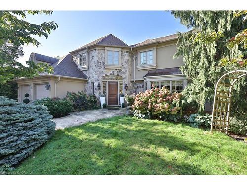 342 Pomona Avenue  Burlington, ON L7N 1T5