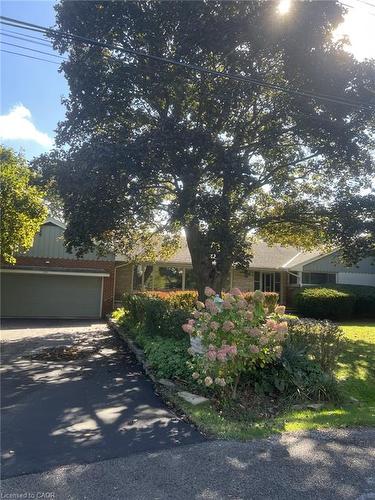 132 Hillcrest Avenue, Flamborough, ON - Outdoor