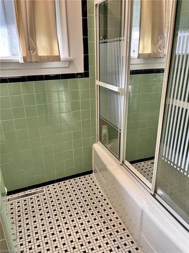 132 Hillcrest Avenue, Flamborough, ON -  With Exterior