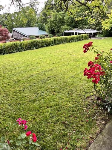 132 Hillcrest Avenue, Flamborough, ON - Outdoor