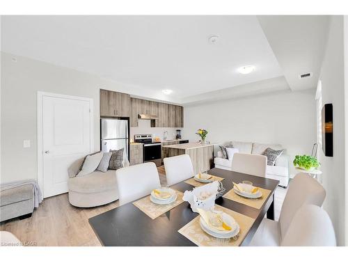 301-121 Highway 8, Stoney Creek, ON - Indoor