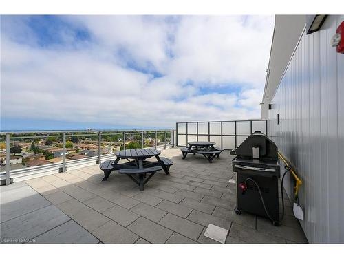 301-121 Highway 8, Stoney Creek, ON - Outdoor With View