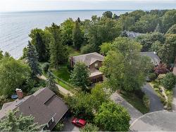 20 Arkendo Drive  Oakville, ON L6J 5T9