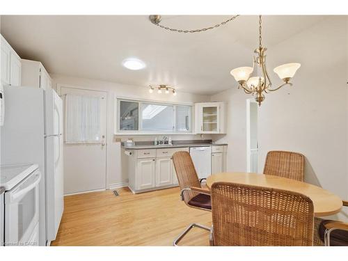 106 Fielding Crescent, Hamilton, ON - Indoor Photo Showing Other Room