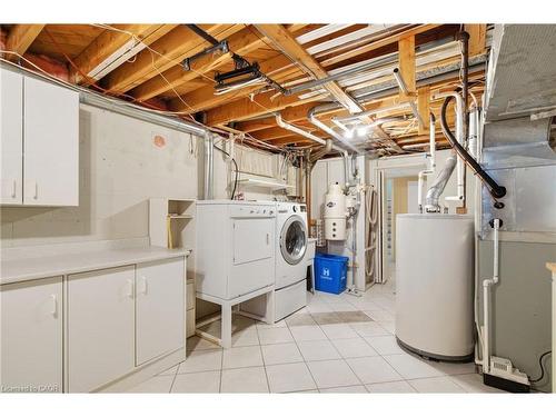 106 Fielding Crescent, Hamilton, ON - Indoor Photo Showing Laundry Room