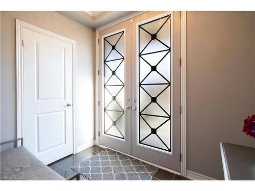 80 Sutherland Crescent, Ancaster, ON - Indoor Photo Showing Other Room