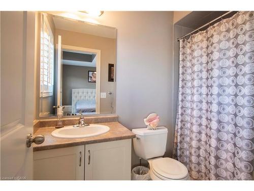 80 Sutherland Crescent, Ancaster, ON - Indoor Photo Showing Bathroom
