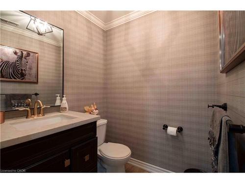 80 Sutherland Crescent, Ancaster, ON - Indoor Photo Showing Bathroom