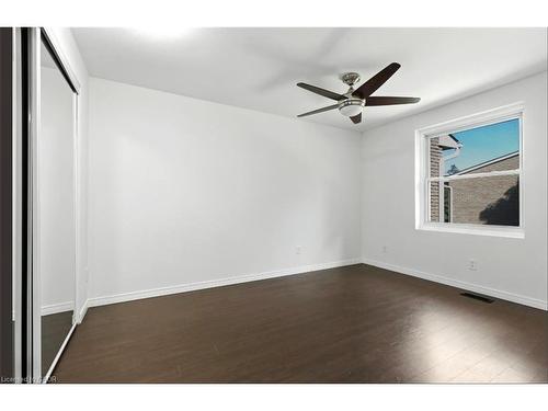 29-11 Grand River Boulevard, Kitchener, ON - Indoor Photo Showing Other Room