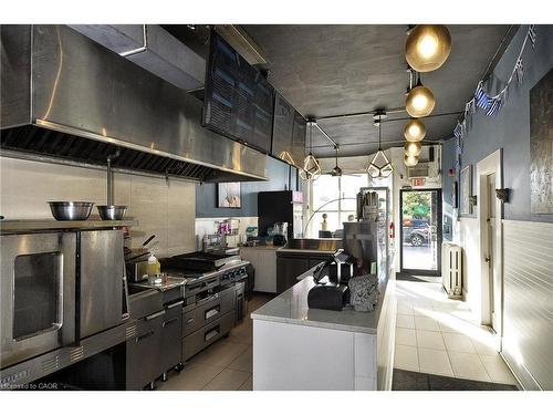 43 Water Street N, Cambridge, ON 