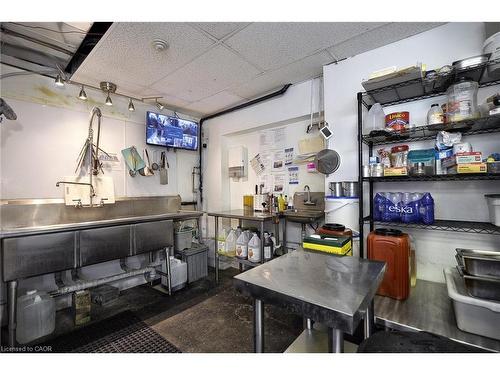 43 Water Street N, Cambridge, ON 