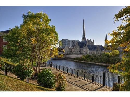 43 Water Street N, Cambridge, ON 