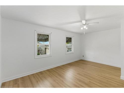 116 Robins Avenue, Hamilton, ON - Indoor Photo Showing Other Room