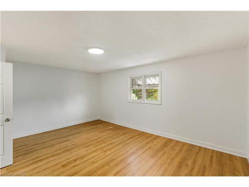 116 Robins Avenue, Hamilton, ON - Indoor Photo Showing Other Room
