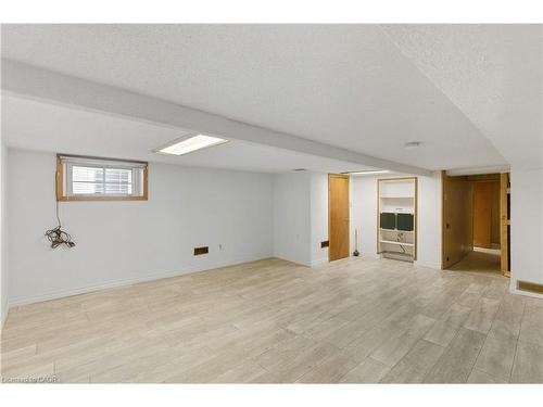 116 Robins Avenue, Hamilton, ON - Indoor