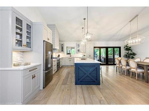 2560 2 Side Road, Burlington, ON - Indoor