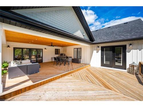 2560 2 Side Road, Burlington, ON - Outdoor With Exterior