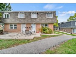 11-78 Borden Parkway  Kitchener, ON N2M 3T4