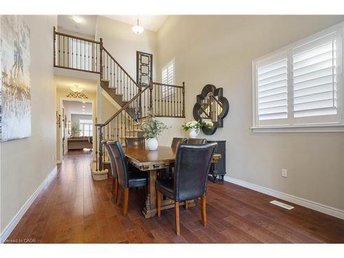 21 Shade Forest Trail, Hamilton, ON - Indoor Photo Showing Dining Room