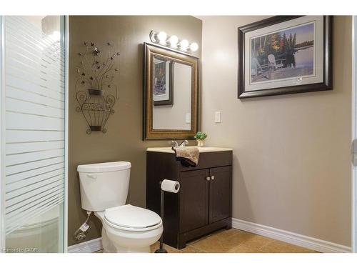21 Shade Forest Trail, Hamilton, ON - Indoor Photo Showing Bathroom