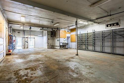 955 Barton Street E, Hamilton, ON 