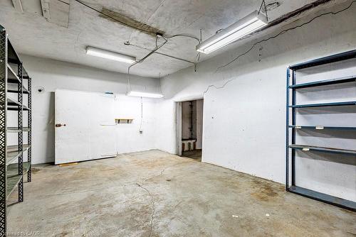 955 Barton Street E, Hamilton, ON 