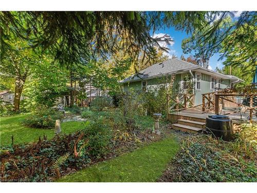 16 Wyckliffe Avenue, Niagara-On-The-Lake, ON 