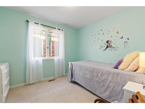 286 Apple Hill Crescent, Kitchener, ON - Indoor Photo Showing Bedroom