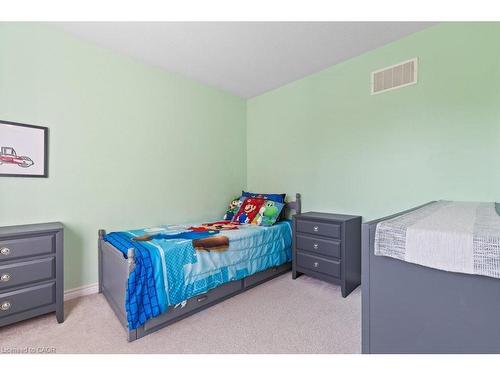 286 Apple Hill Crescent, Kitchener, ON - Indoor Photo Showing Bedroom