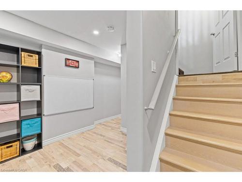 286 Apple Hill Crescent, Kitchener, ON - Indoor Photo Showing Other Room