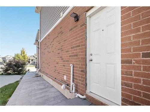 304 Falling Green Crescent, Kitchener, ON - Outdoor With Exterior
