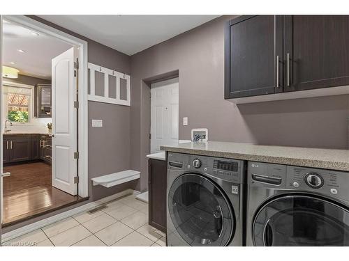 304 Falling Green Crescent, Kitchener, ON - Indoor Photo Showing Laundry Room