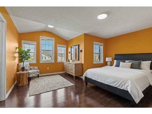 304 Falling Green Crescent, Kitchener, ON - Indoor Photo Showing Bedroom
