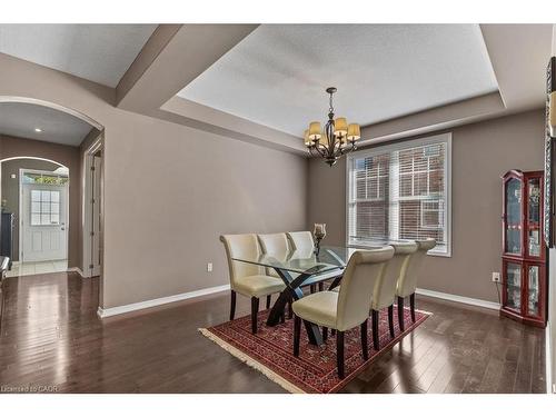304 Falling Green Crescent, Kitchener, ON - Indoor Photo Showing Dining Room