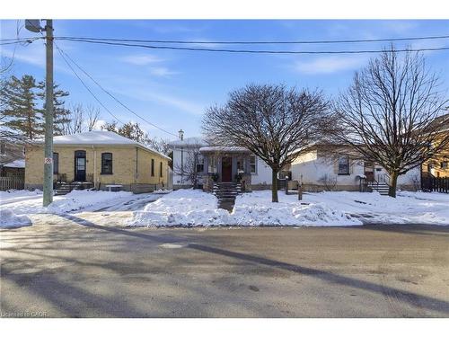 28 Middleton Street, Cambridge, ON - Outdoor With Facade