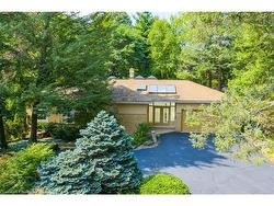 4189 Inglewood Drive  Burlington, ON L7L 1E3