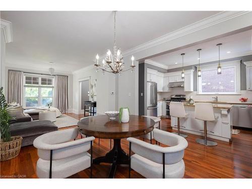 40 Stanley Avenue, Hamilton, ON - Indoor Photo Showing Other Room