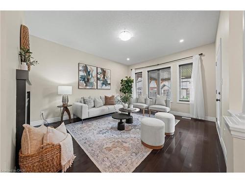 261 Watervale Crescent, Kitchener, ON - Indoor