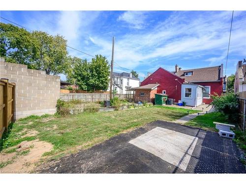 127 East Avenue N, Hamilton, ON - Outdoor