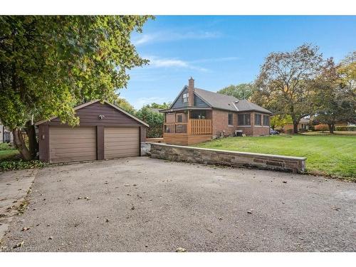 43 Dudhope Avenue, Cambridge, ON - Outdoor