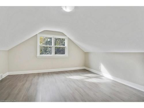 43 Dudhope Avenue, Cambridge, ON - Indoor Photo Showing Other Room