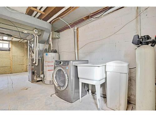 43 Dudhope Avenue, Cambridge, ON - Indoor Photo Showing Laundry Room