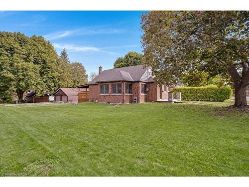 43 Dudhope Avenue, Cambridge, ON - Outdoor