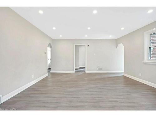 43 Dudhope Avenue, Cambridge, ON - Indoor Photo Showing Other Room