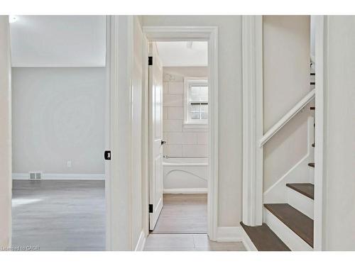 43 Dudhope Avenue, Cambridge, ON - Indoor Photo Showing Other Room